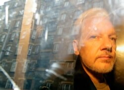 Основатель WikiLeaks Джулиан Ассанж